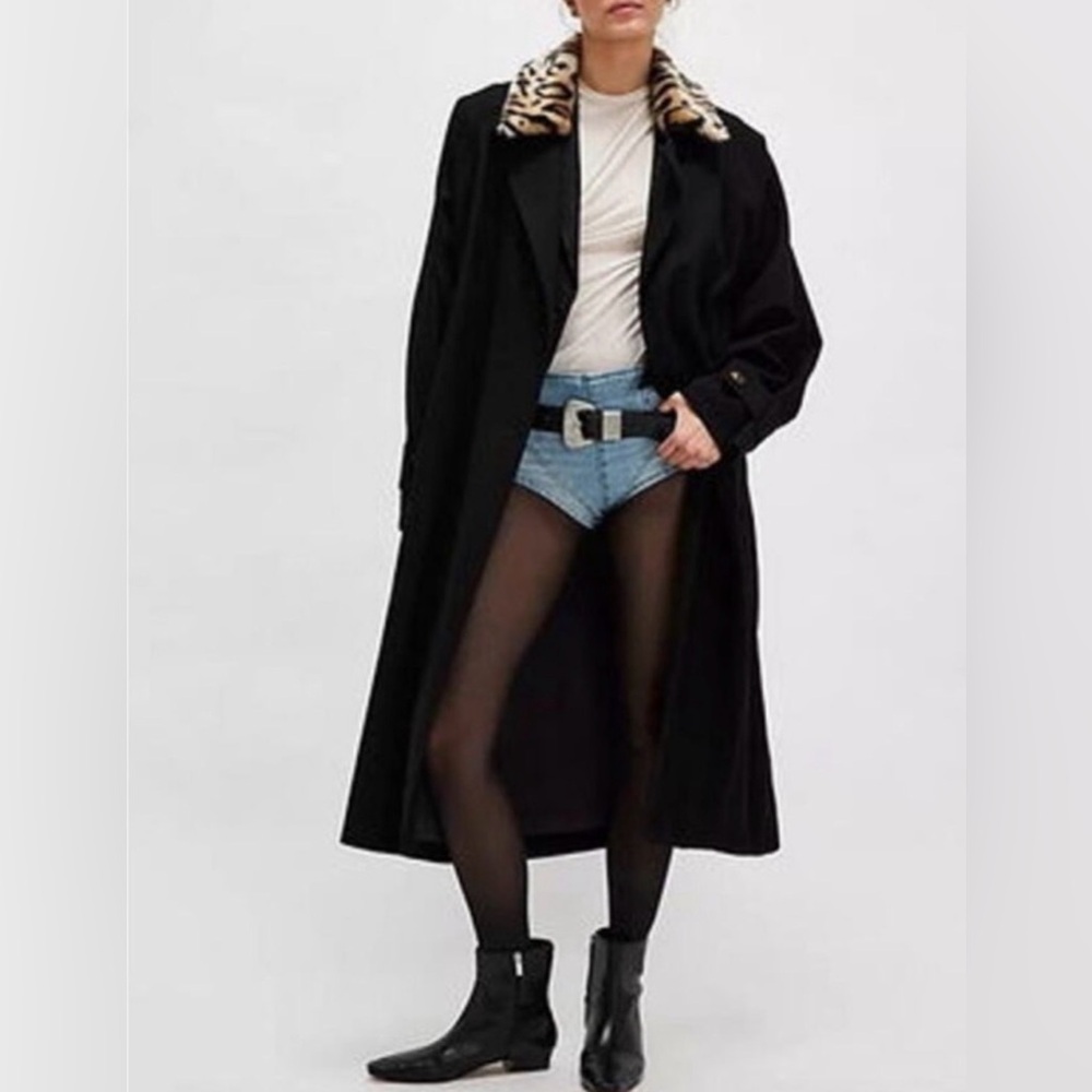 Free People coat with removable leopard collar